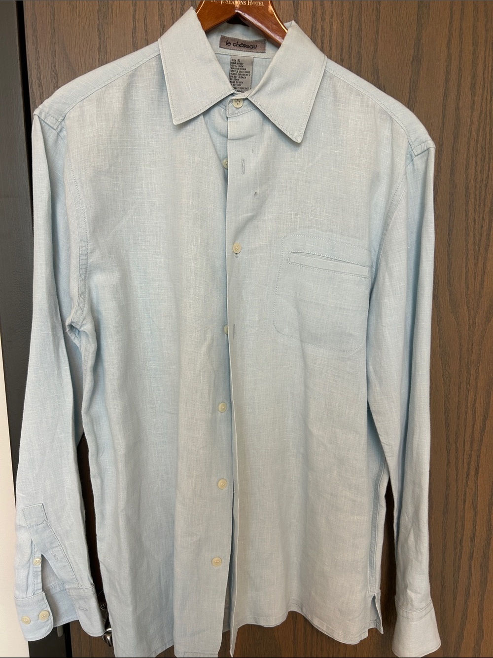 le chateau Light Blue Long-Sleeve Button-Up Shirt